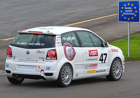 Efter en super flot debut-sæson, har Kennie nu blikket rettet mod næste sæson – ADAC Volkswagen Polo Cup i Tyskland.